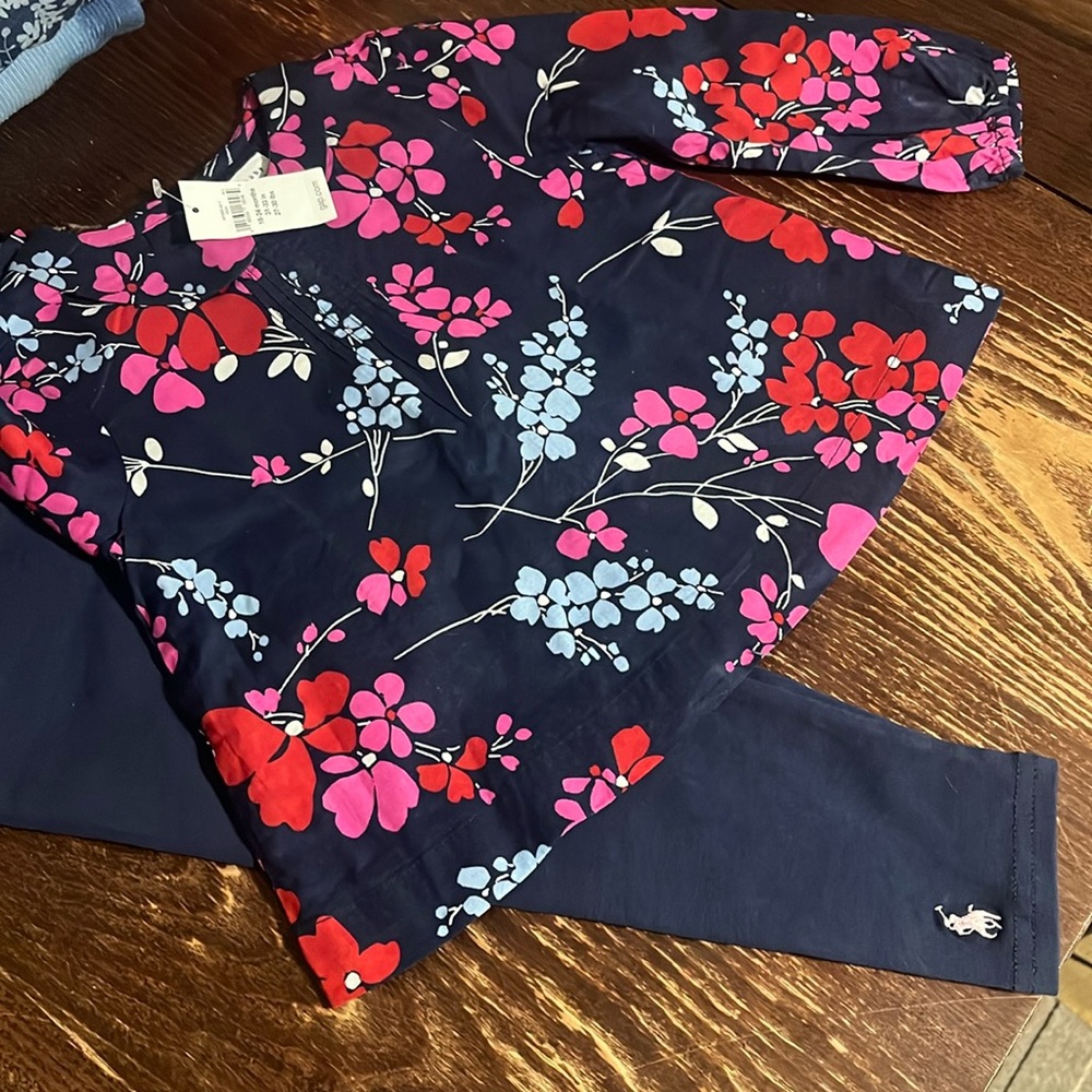 Ralph Lauren Leggings (includes Gap top)